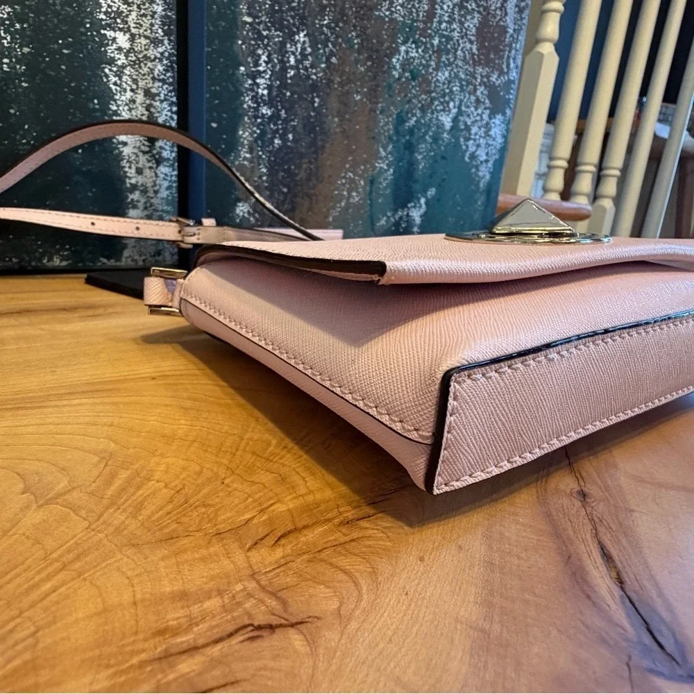 Kate Spade New York Newbury Lane Sally Crossbody Bag in 